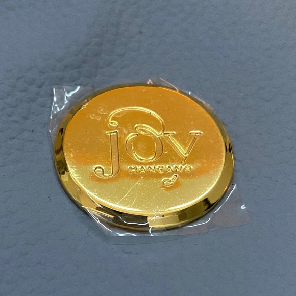 Joy Mangano Double Decker Leather Tote & Wristlet - Picture 4 of 16